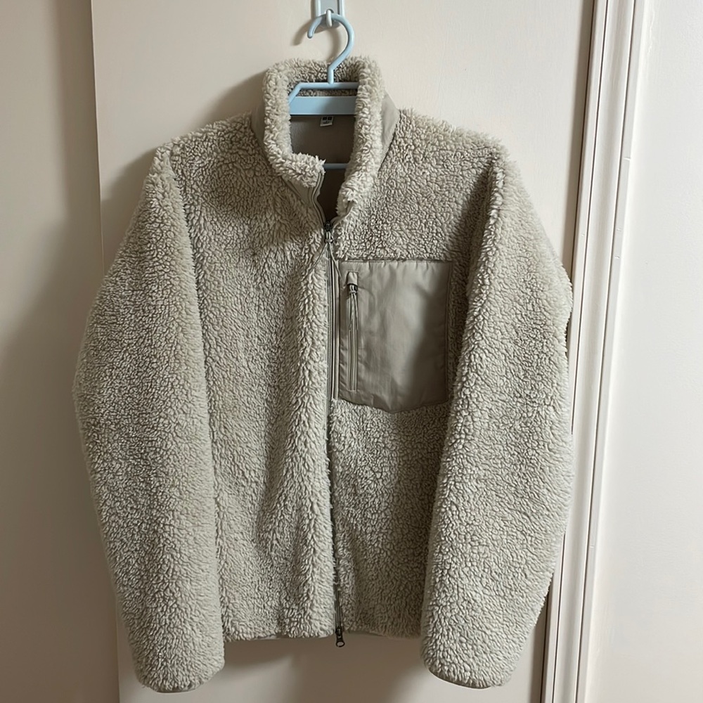 Uniqlo fleece jacket